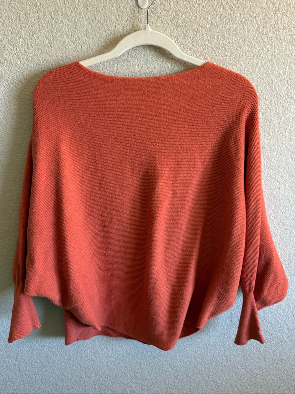Kerisma Ryu Top Dolman Sleeve Orange Coral Boatneck Sweater Size M/L Flowy